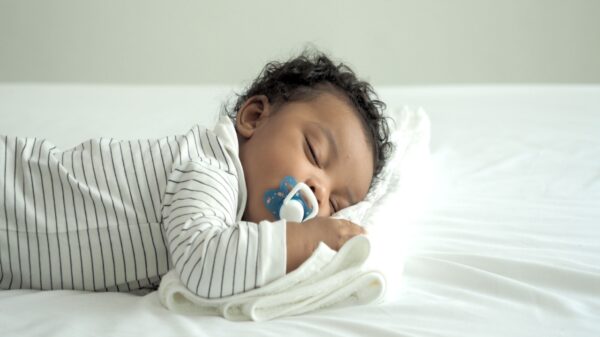 Regressão dos 4 meses: entenda porque o sono do bebê pode mudar