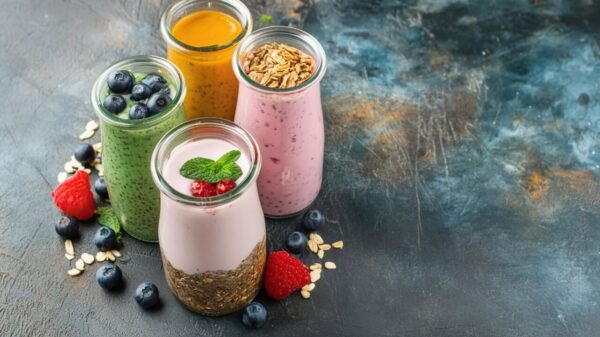 Saiba preparar em casa 5 diferentes versões de smoothies proteicos para integrar sua rotina de treinos e alimentação