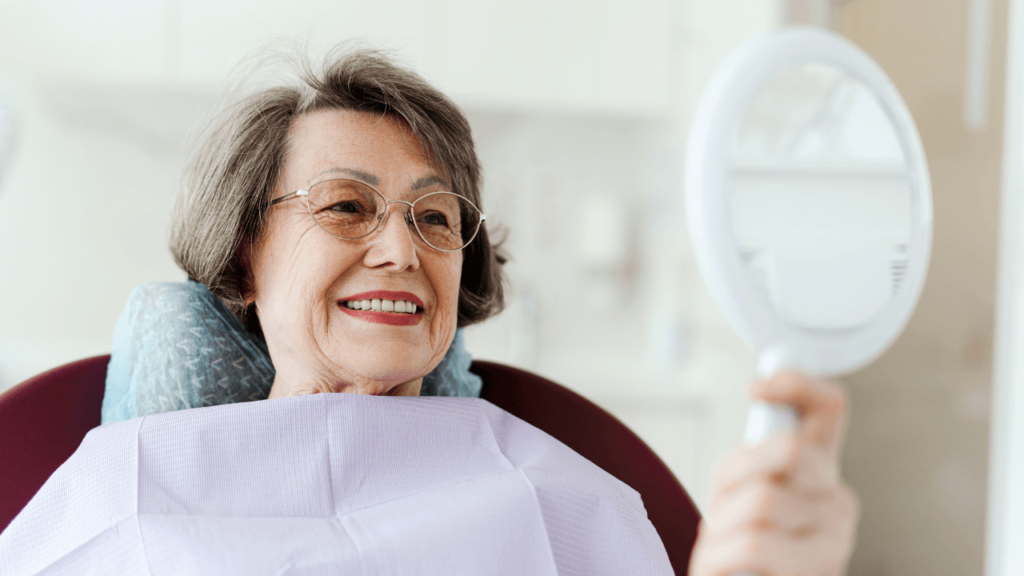 Consultar um profissional regularmente é uma medida preventiva essencial para a saúde bucal